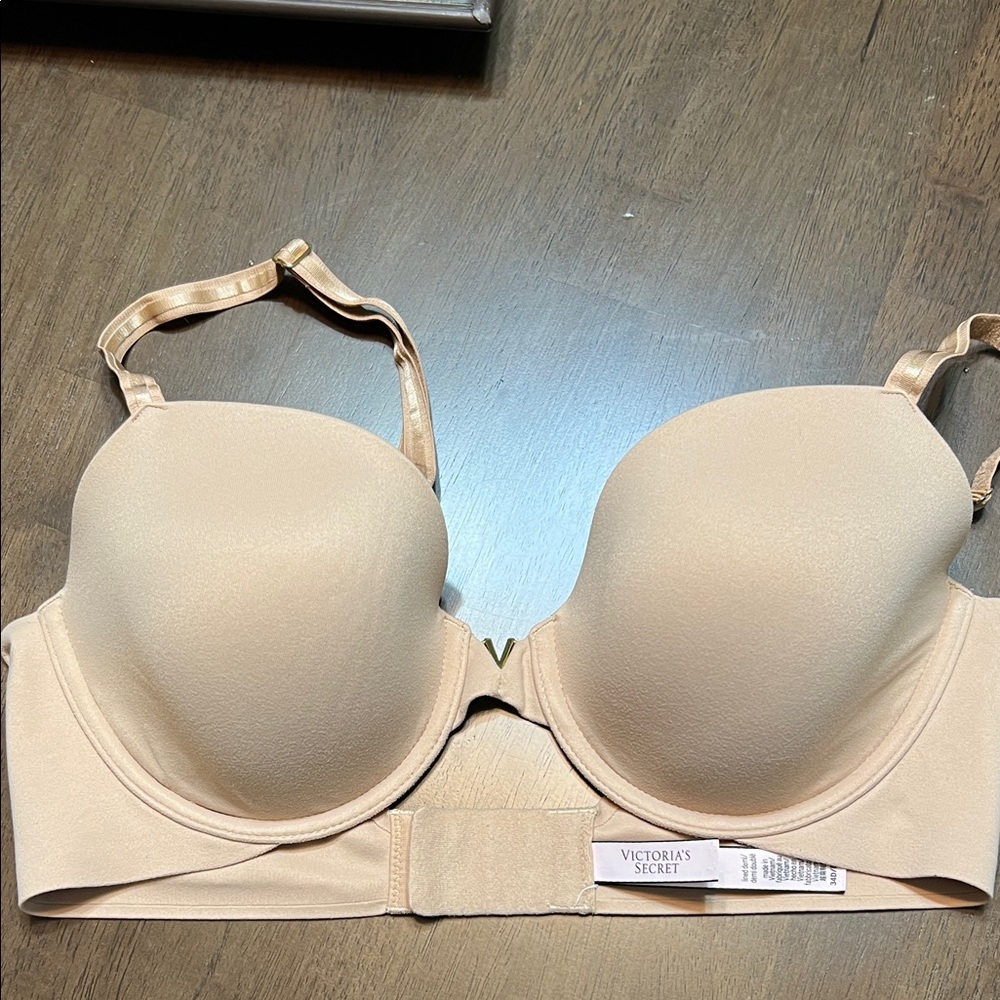 Victoria Secret’s lightly lined bra